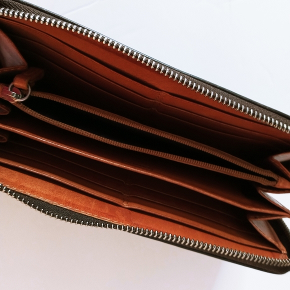 Coach Leather Full Zip Around Long Wallet - Dark Brown w/British Tan Interior - Picture 9 of 12